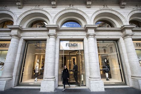 fendi roma 4 luglio|fendi roma boutique.